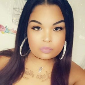 Meet your Posher, Nelle